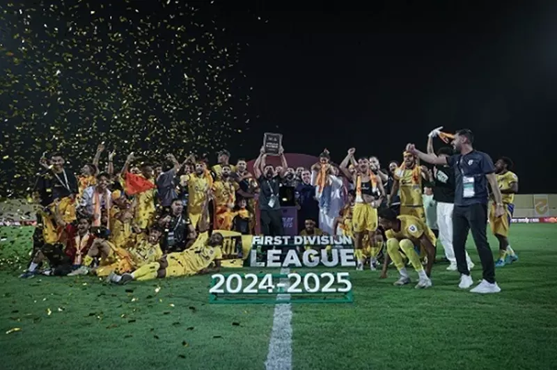 الحزم يُكمل قائمة الفرق المتأهلة إلى الدوري السعودي الحزم يُكمل قائمة الفرق المتأهلة إلى الدوري السعودي