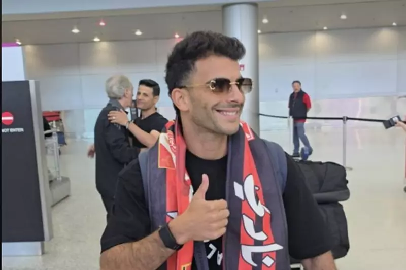 زيزو: انضممت للأهلي وفقًا للإجراءات القانونية.. وإدارة الزمالك وراء حادثة تمزيق صوري زيزو: انضممت للأهلي وفقًا للإجراءات القانونية.. وإدارة الزمالك وراء حادثة تمزيق صوري