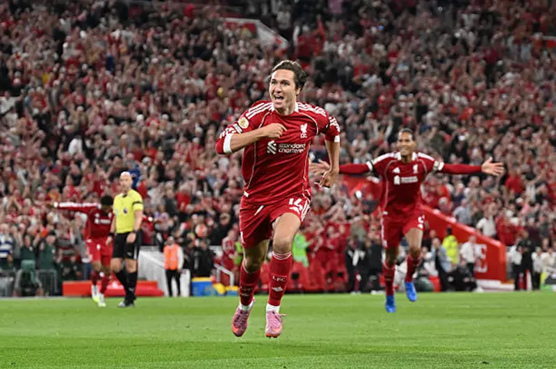 كييزا وصلاح يقودان ليفربول للفوز الكبير على بورنموث في انطلاق الدوري الإنجليزي كييزا وصلاح يقودان ليفربول للفوز الكبير على بورنموث في انطلاق الدوري الإنجليزي